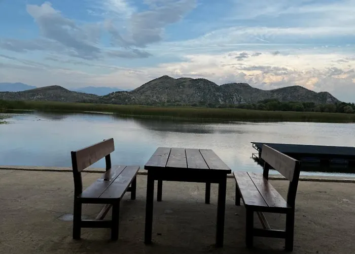 Lakeside House Appartement