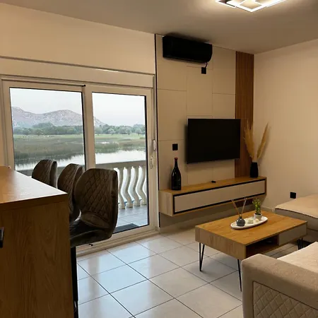 Lakeside House Daire *