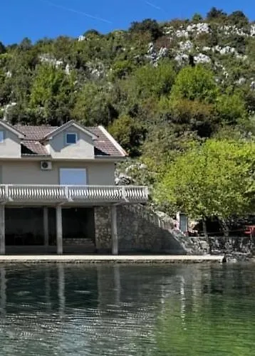 Lakeside House Podgorica